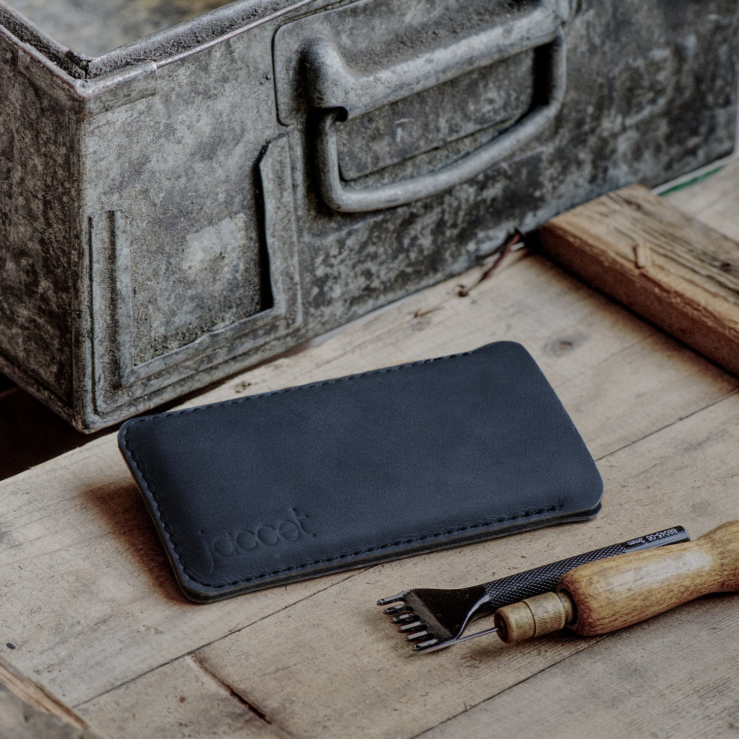 JACCET leather Samsung Galaxy sleeve - anthracite/black leather with black wool felt. 100% Handmade
