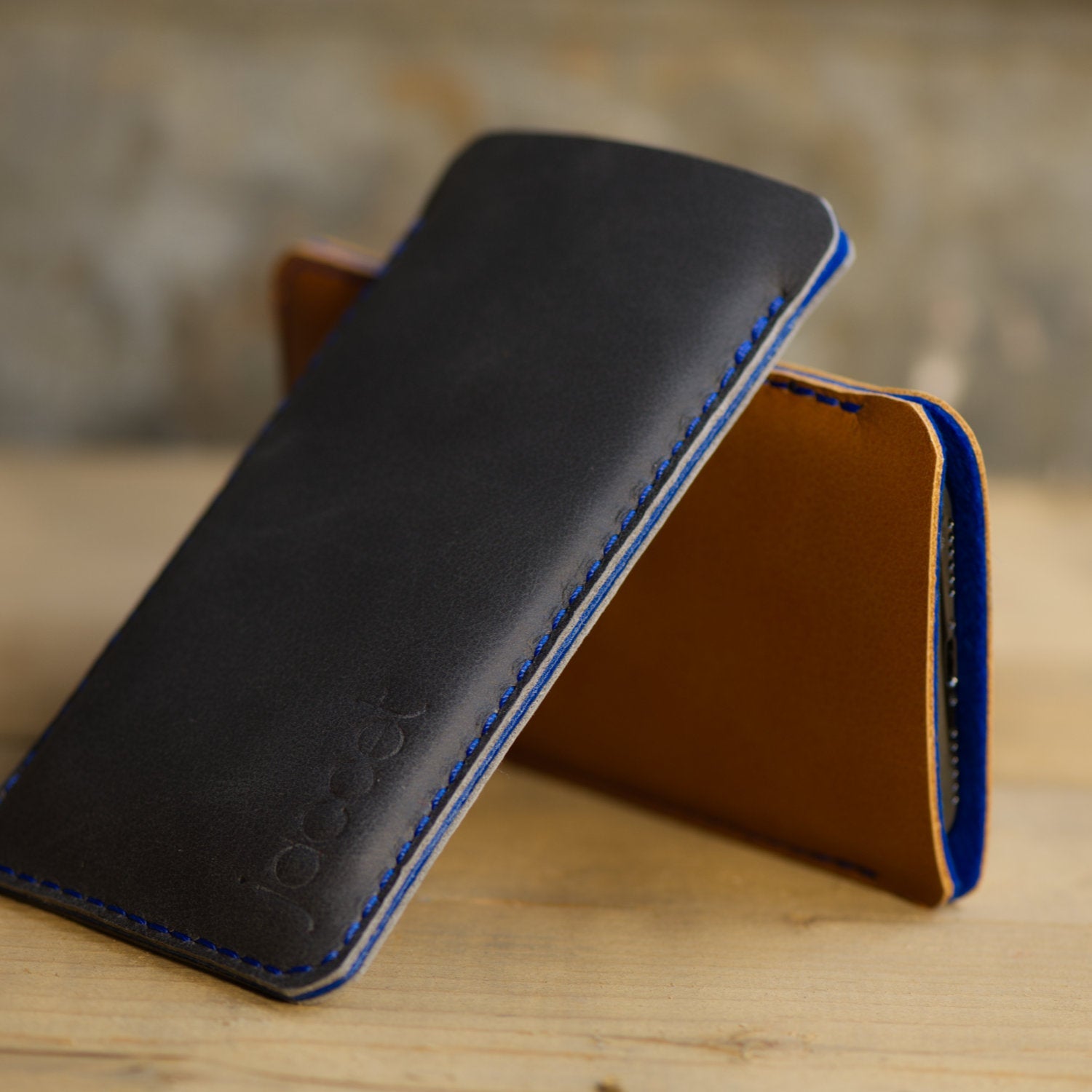 JACCET leather Samsung Galaxy sleeve - anthracite/black leather with blue wool felt. 100% Handmade