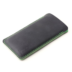 JACCET leather Google Pixel sleeve - anthracite/black leather with green wool felt. 100% Handmade