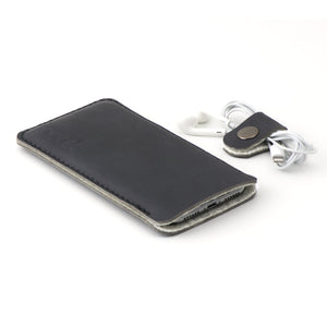 JACCET leather Sony Xperia sleeve - anthracite/black leather with grey wool felt. 100% Handmade